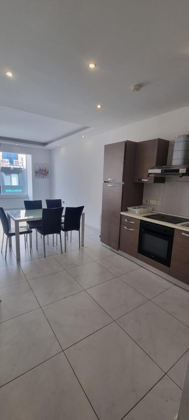 Metrostays Apartament Paceville St Julian San Ġiljan Buitenkant foto